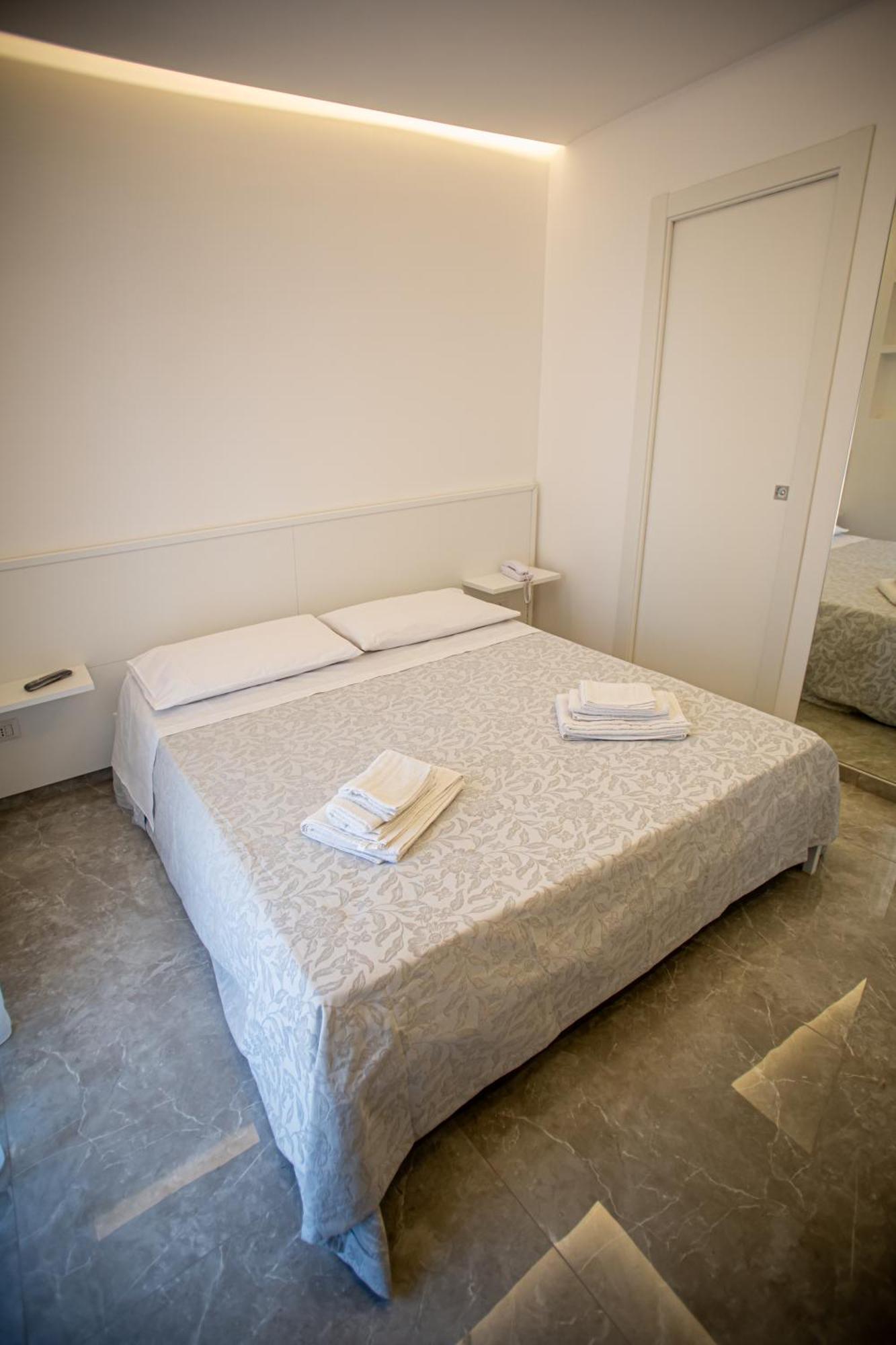 Forever Luxury Rooms Castellammare di Stabia Exterior foto