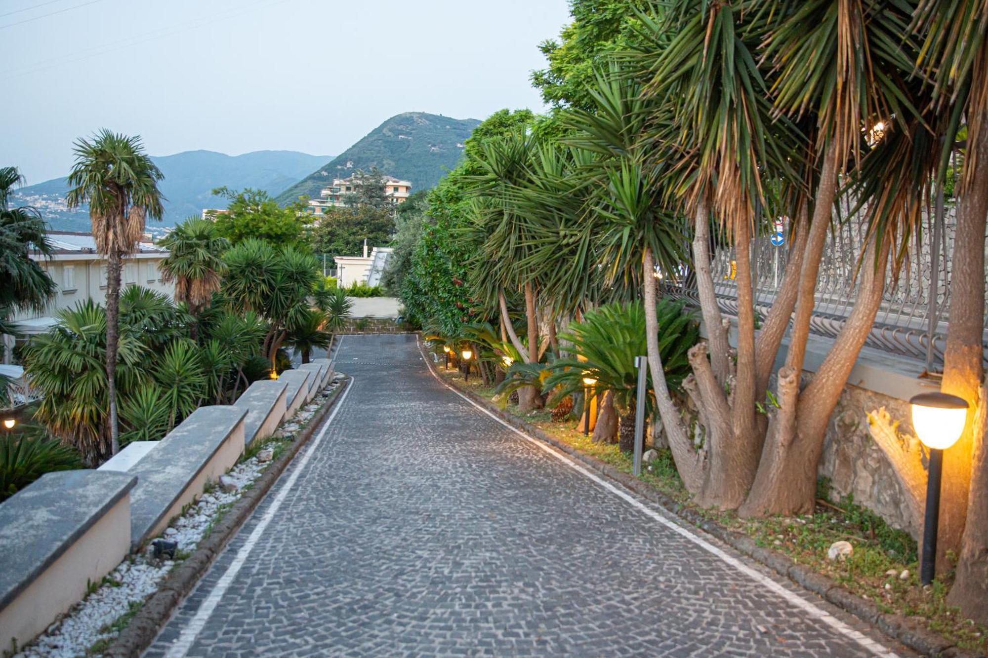 Forever Luxury Rooms Castellammare di Stabia Exterior foto